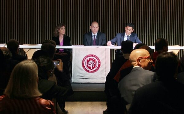 La eUniv celebra l’Ordenament dels Actes de Constitució dels Òrgans Acadèmics