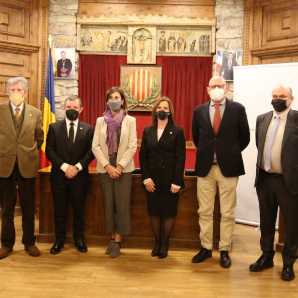 The Municipality of Sant Julià de Lòria, the eUniv, the UDA and Charlemagne join forces and constitute the Sant Julià de Lòria University Campus Association (ACU).