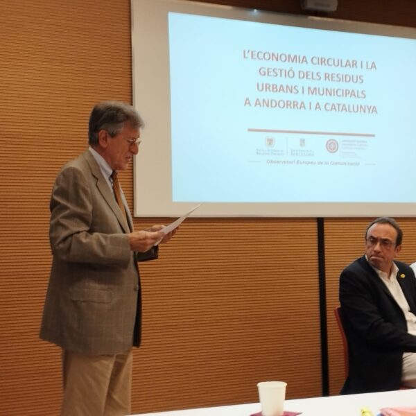 About sixty people attend the circular economy and waste event organized by the eUniv