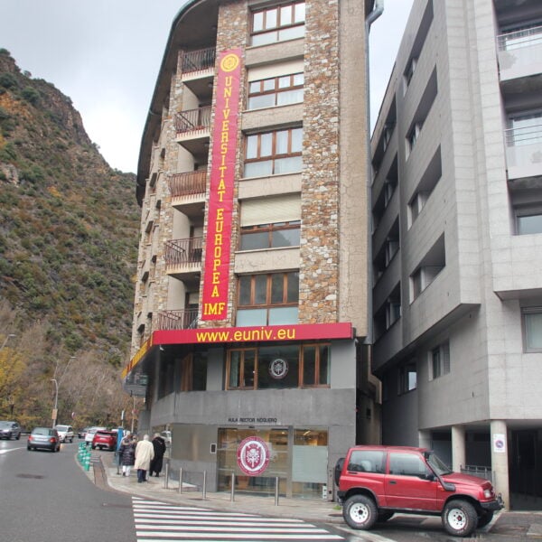 eUniv inaugurates the new expanded headquarters in Sant Julià