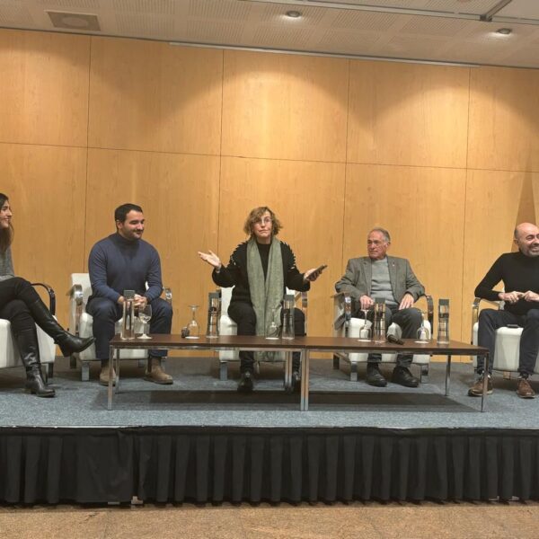 The eUniv Participates in the Artificial Intelligence and Culture Conference